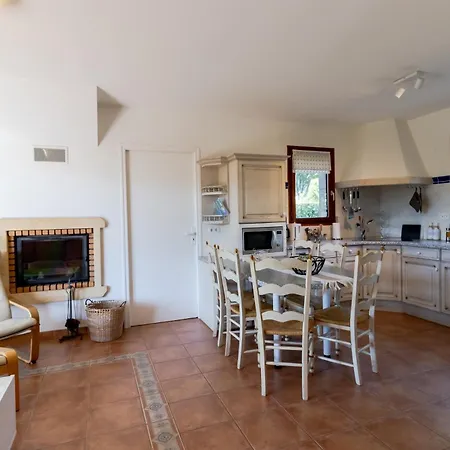 Maison Iris Semesterbostad