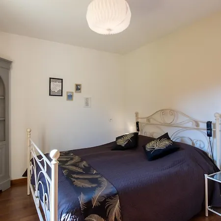 Semesterbostad Maison Iris