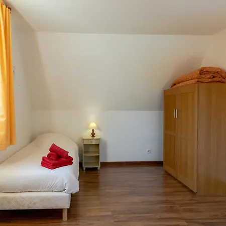 Semesterbostad Maison Iris